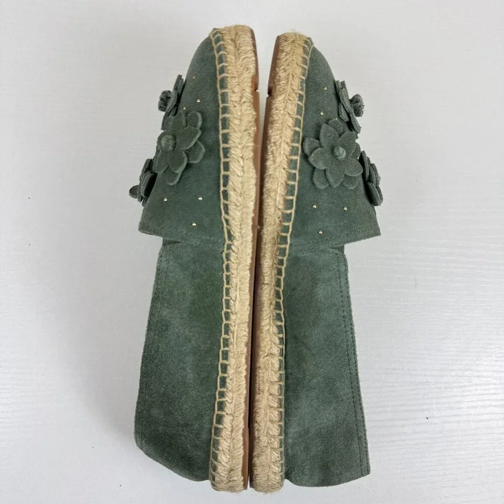 EUC Tablots Izzy Sage Green Floral Suede Espadrille Flats
